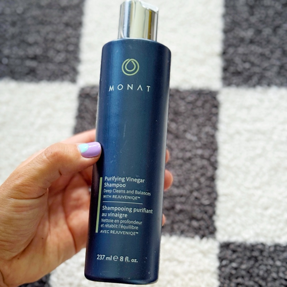MONAT Purifying Vinegar Shampoo